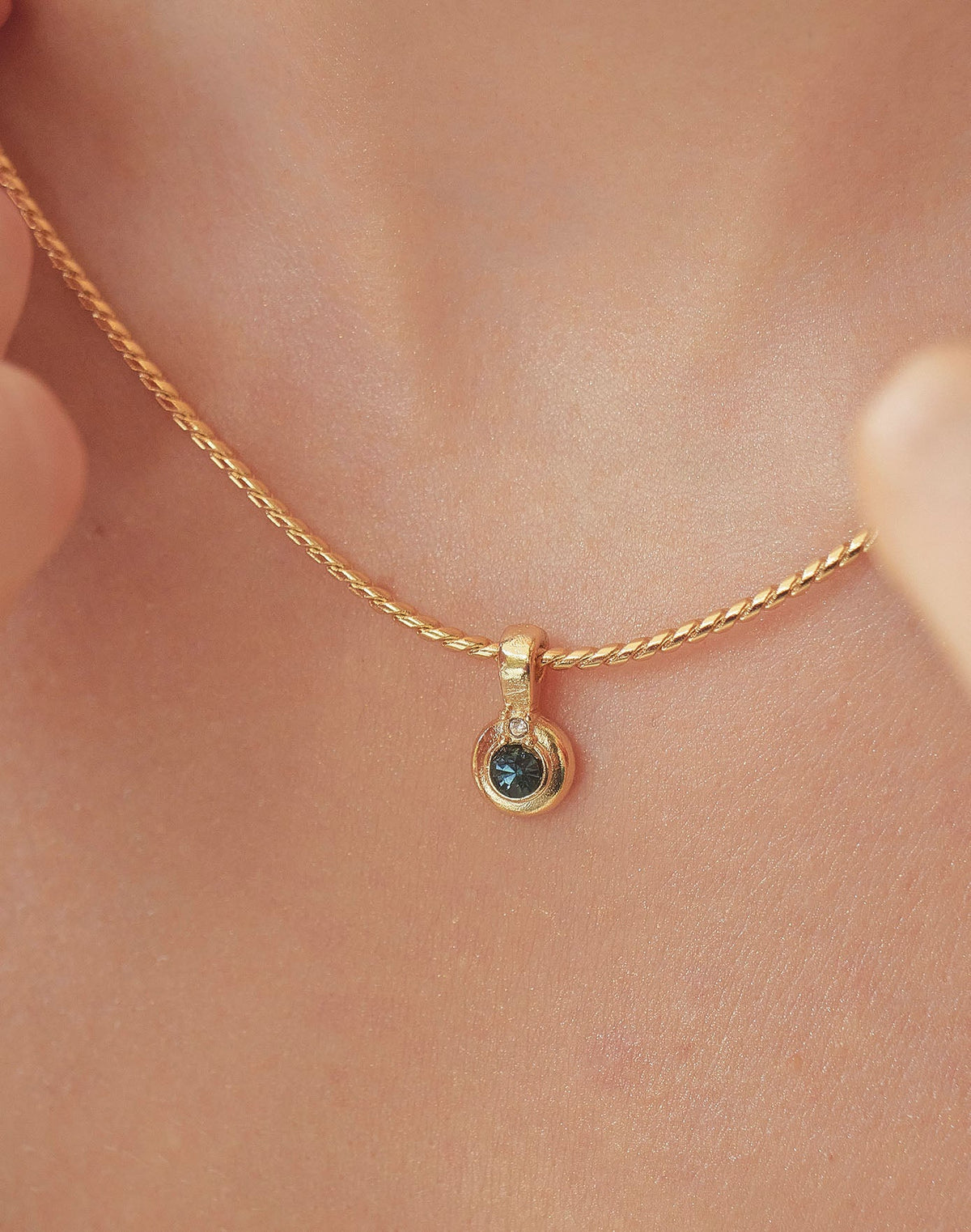 Collar Equilibrio